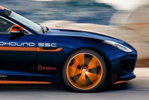 Jaguar F-TYPE Rapid Response Vehicle ��� ������� Bloodhound ����� ����������� �� ��������� � ��������